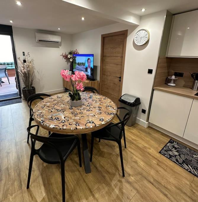 Le Briand Appartement 4Etoiles Nancy Thermal Cosy Avec Terrasse Wifi 외부 사진