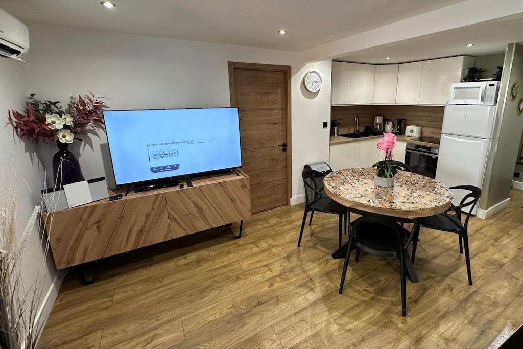 Le Briand Appartement 4Etoiles Nancy Thermal Cosy Avec Terrasse Wifi 외부 사진